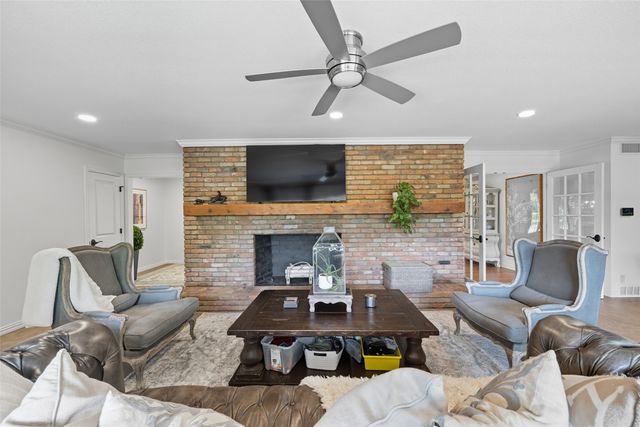 4237 Ranier Court, Fort Worth, TX 76109
