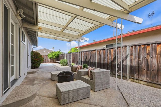 3503 Emmett Place, Santa Clara, CA 95051