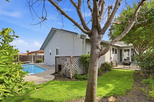 3503 Emmett Place, Santa Clara, CA 95051