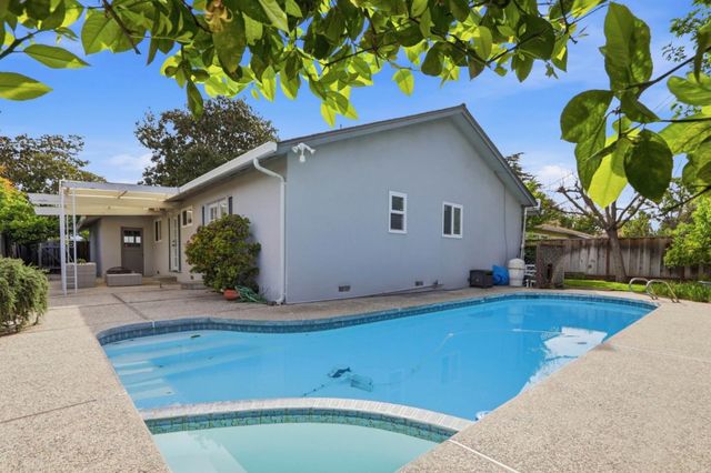 3503 Emmett Place, Santa Clara, CA 95051