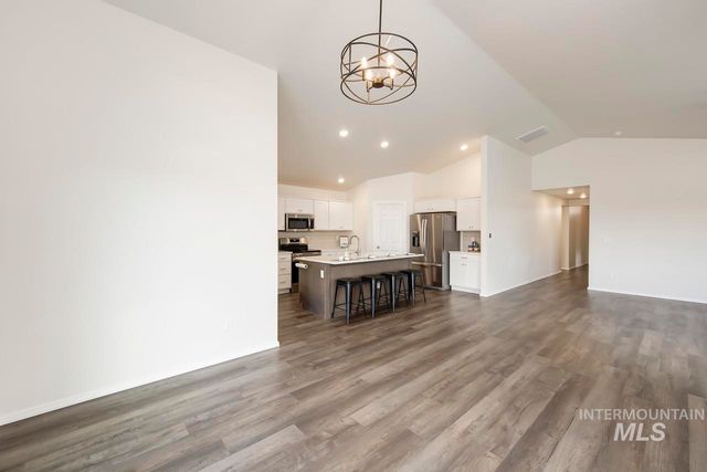 1295 W Buffalo River Dr, Meridian, ID 83642