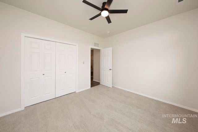 1295 W Buffalo River Dr, Meridian, ID 83642