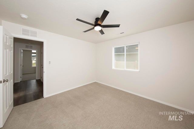 1295 W Buffalo River Dr, Meridian, ID 83642