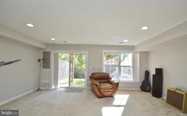 2454 BATTERY HILL CIR, Woodbridge, VA 22191