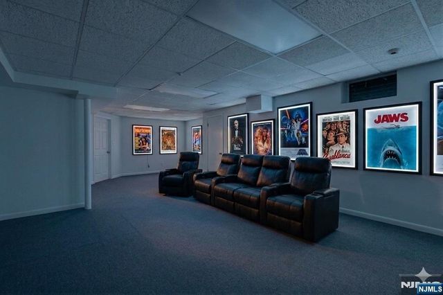 78 Apple Ridge, Woodcliff Lake, NJ 07677