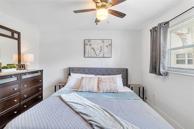 3230 NE 13th Street 102, Pompano Beach, FL 33062