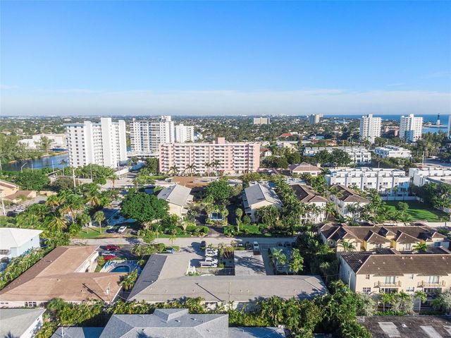 3230 NE 13th Street 102, Pompano Beach, FL 33062