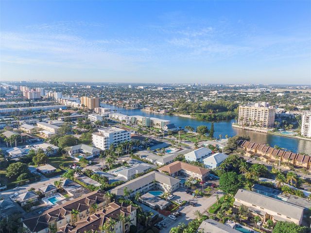 3230 NE 13th Street 102, Pompano Beach, FL 33062