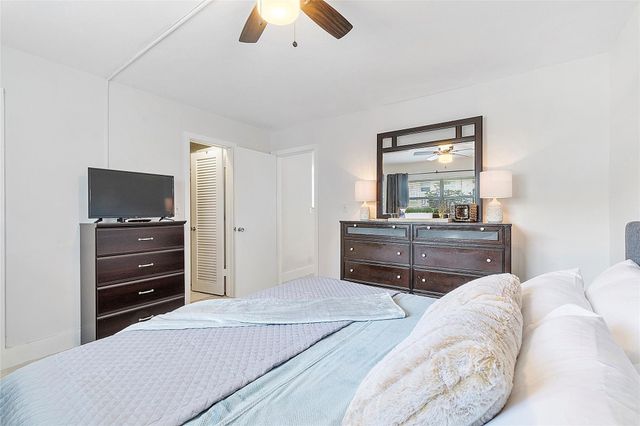 3230 NE 13th Street 102, Pompano Beach, FL 33062