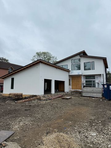 771 Greenwood Road, Northbrook, IL 60062