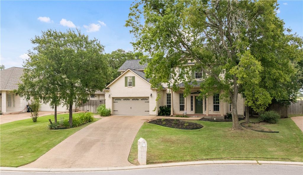 9413 Whitney Lane, College Station, TX 77845