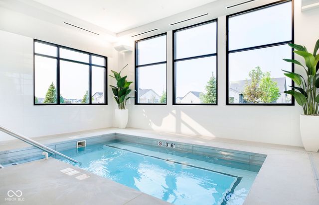 2529 Goldfinger Lane, Westfield, IN 46074