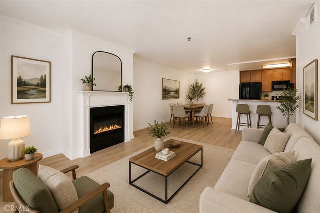 4401 Sepulveda 207, Sherman Oaks, CA 91403