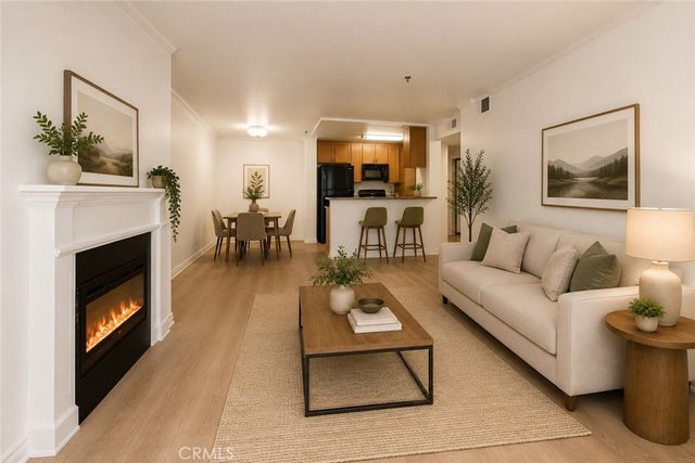 4401 Sepulveda 207, Sherman Oaks, CA 91403