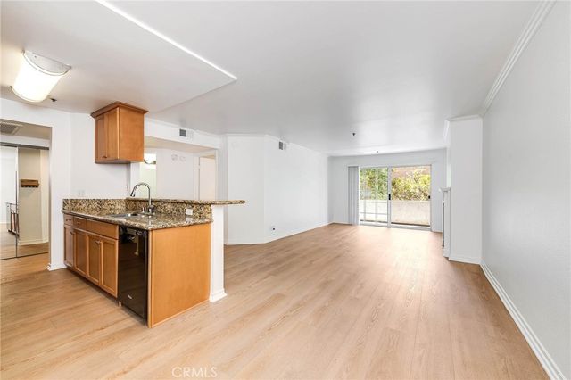 4401 Sepulveda 207, Sherman Oaks, CA 91403