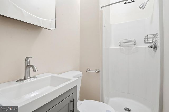 229 S FREMONT AVE, Baltimore, MD 21230