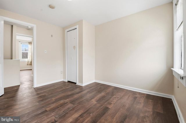 229 S FREMONT AVE, Baltimore, MD 21230