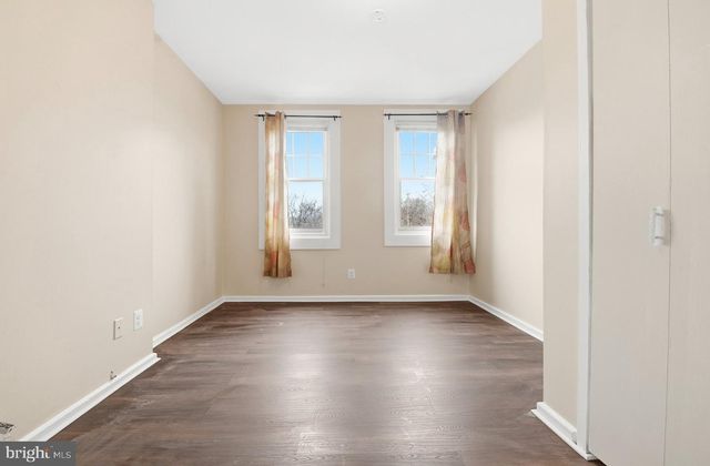 229 S FREMONT AVE, Baltimore, MD 21230