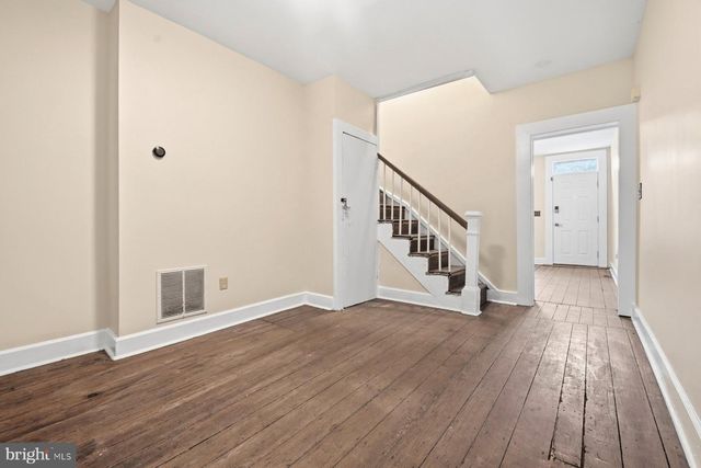 229 S FREMONT AVE, Baltimore, MD 21230