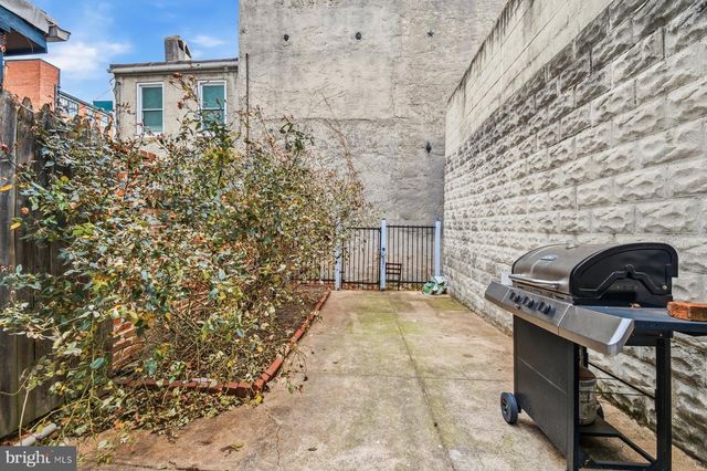 229 S FREMONT AVE, Baltimore, MD 21230