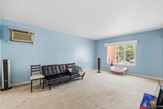 615 Hopkins Street, Buffalo, NY 14220
