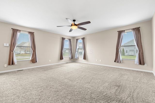 150 Mannaseh Drive W, Granville, OH 43023