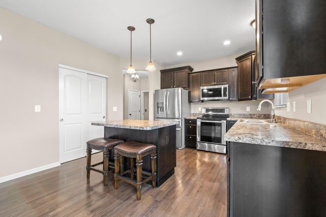 150 Mannaseh Drive W, Granville, OH 43023