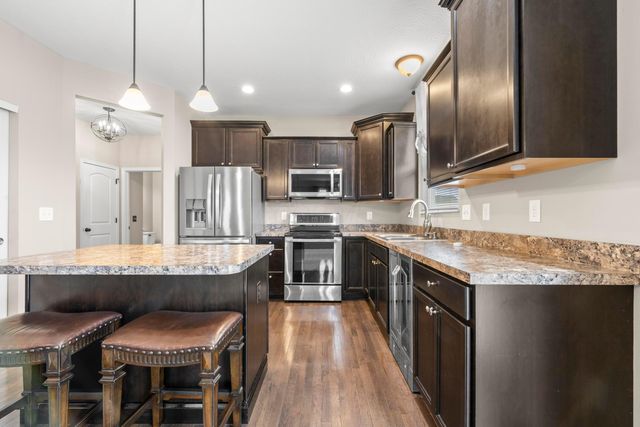 150 Mannaseh Drive W, Granville, OH 43023