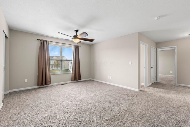 150 Mannaseh Drive W, Granville, OH 43023