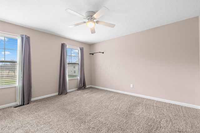 150 Mannaseh Drive W, Granville, OH 43023