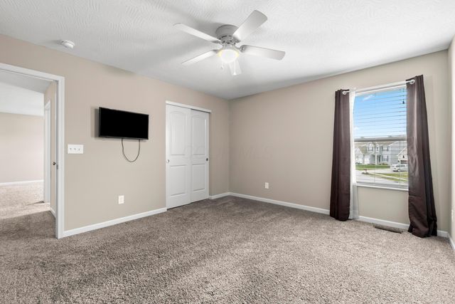 150 Mannaseh Drive W, Granville, OH 43023