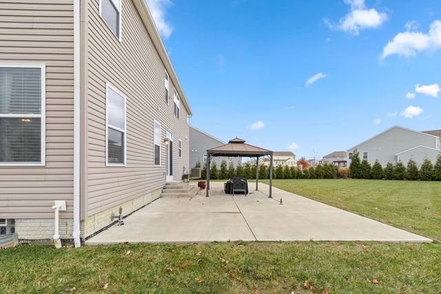 150 Mannaseh Drive W, Granville, OH 43023