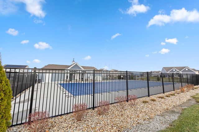 150 Mannaseh Drive W, Granville, OH 43023