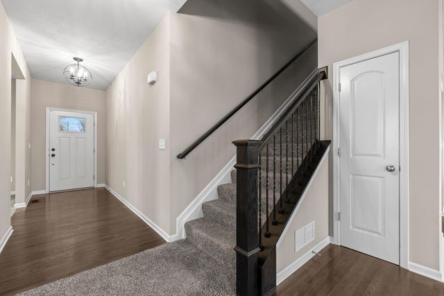 150 Mannaseh Drive W, Granville, OH 43023