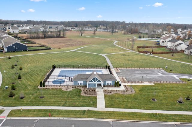 150 Mannaseh Drive W, Granville, OH 43023