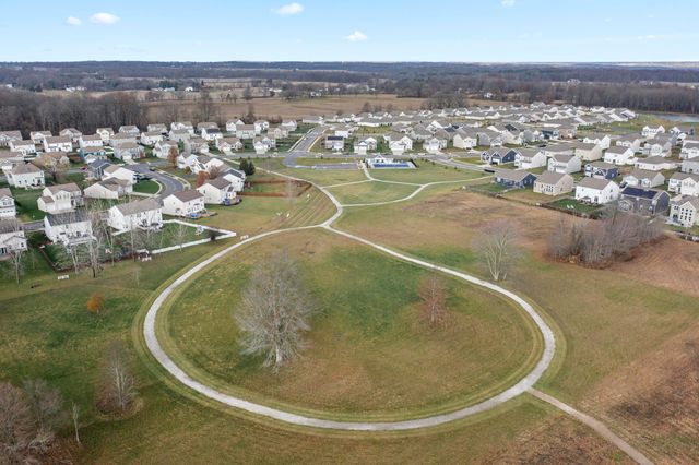 150 Mannaseh Drive W, Granville, OH 43023