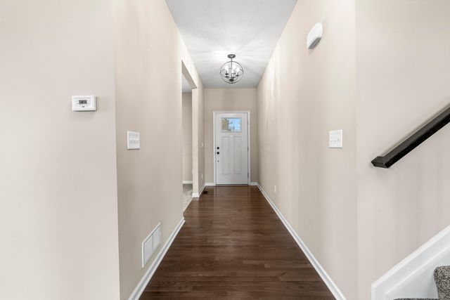 150 Mannaseh Drive W, Granville, OH 43023