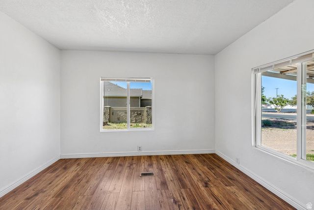 496 S 200 E, Enterprise, UT 84725