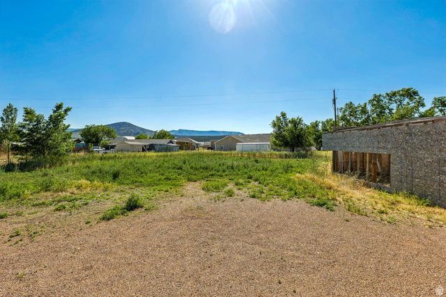 496 S 200 E, Enterprise, UT 84725