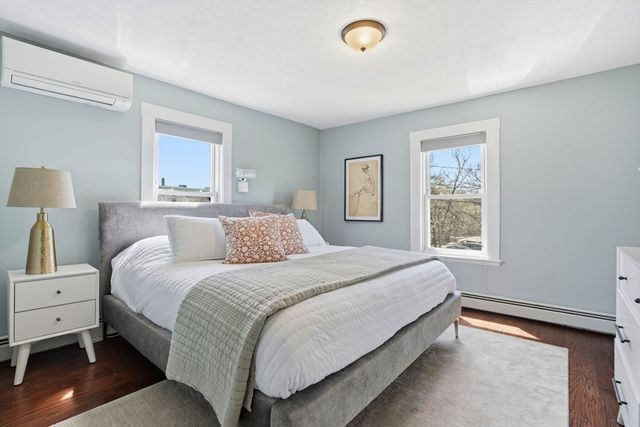 10 Adamson St, Boston, MA 02134