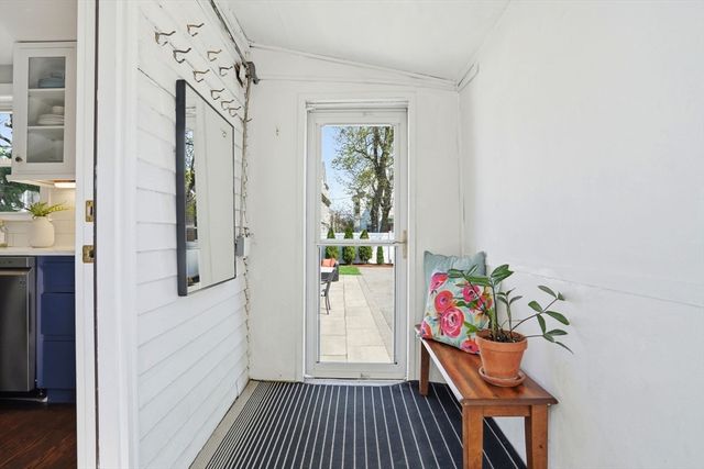 10 Adamson St, Boston, MA 02134