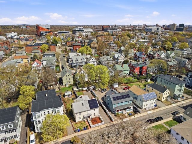 10 Adamson St, Boston, MA 02134