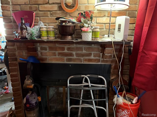 4459 Clippert Street, Dearborn Heights, MI 48125