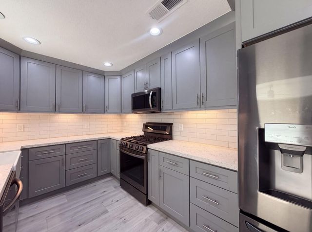 1108 Elm St, Roseville, CA 95678