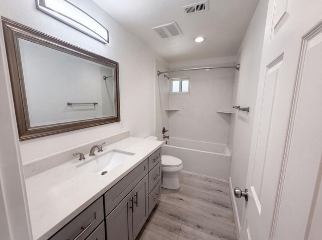 1108 Elm St, Roseville, CA 95678