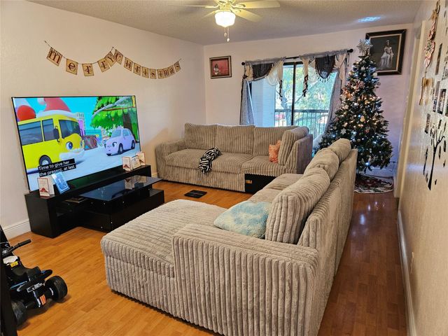 10571 Royal Palm Blvd 10571, Coral Springs, FL 33065