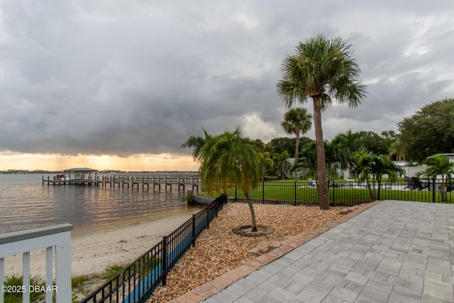 3108 S PENINSULA Drive, Daytona Beach, FL 32118