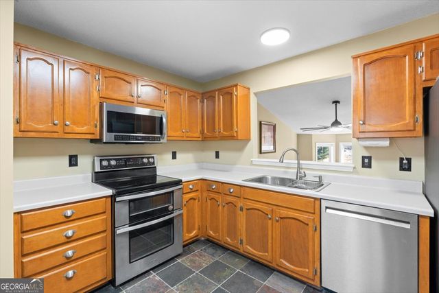 585 Bethany Woods Drive, Temple, GA 30179