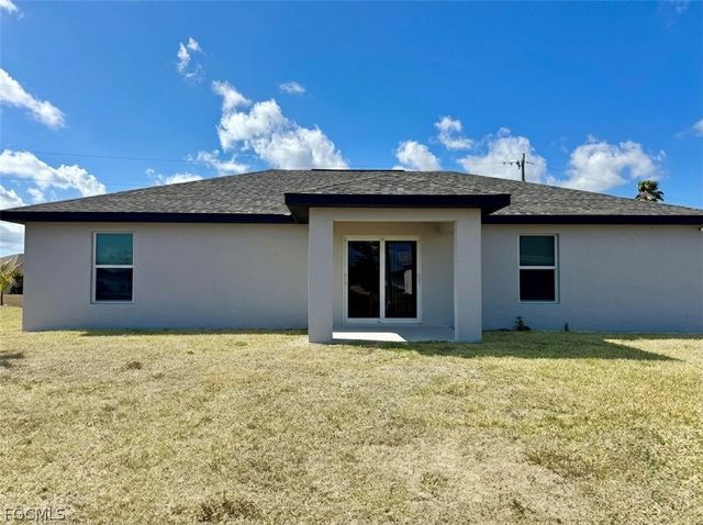 3003 NW 6th PL, Matlacha, FL 33993