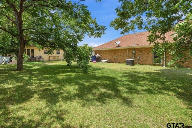 130 MULBERRY, Van, TX 75790